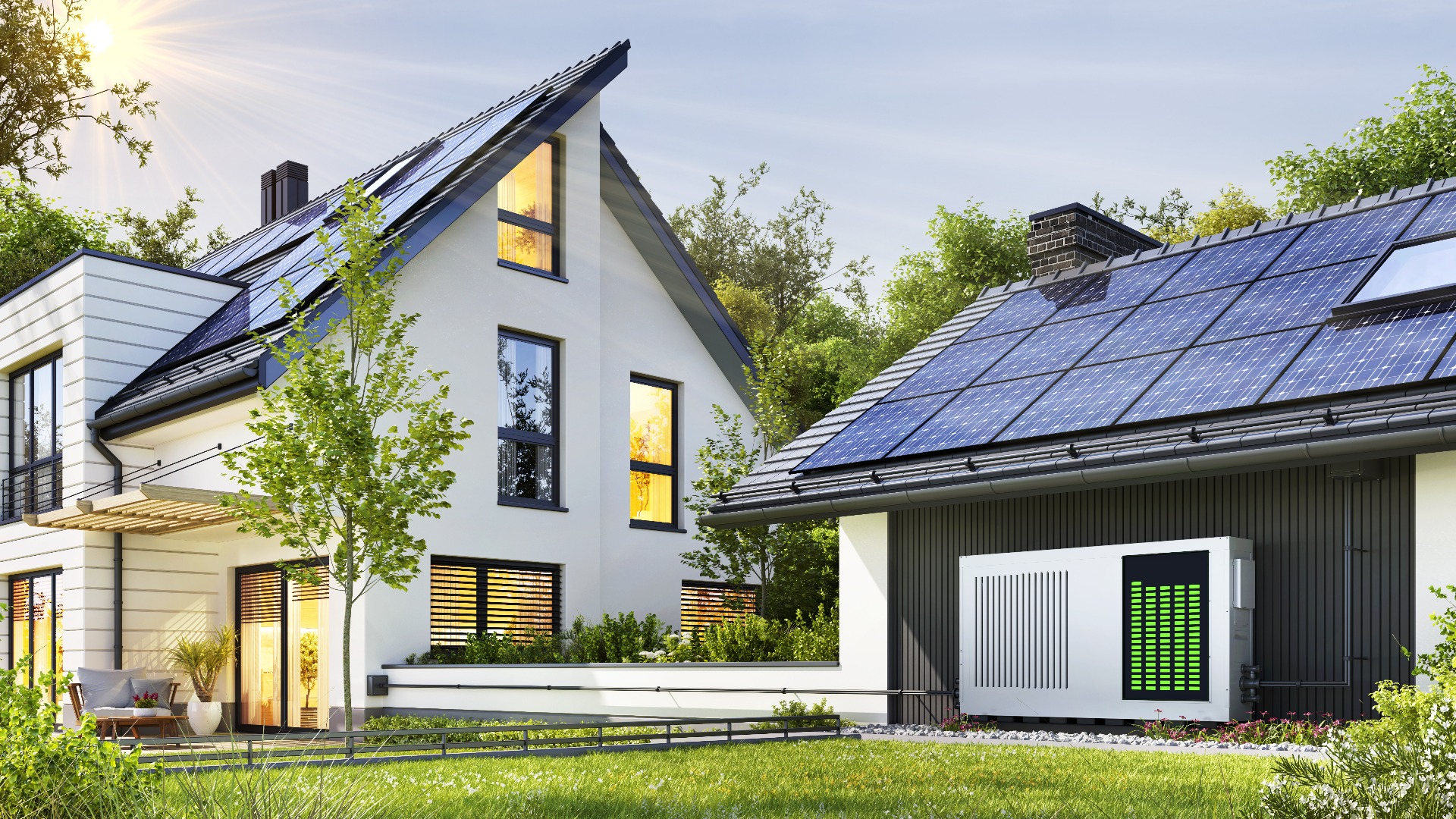 Modernes Haus mit Solarmodulen und Akkus